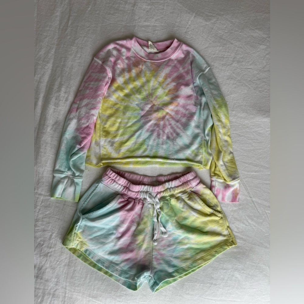 Tie-Dye Sweatshirt and Shorts Set